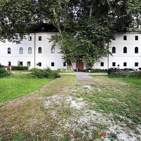 Historicky Putnicky Dom Hotel Marianka ภายนอก รูปภาพ